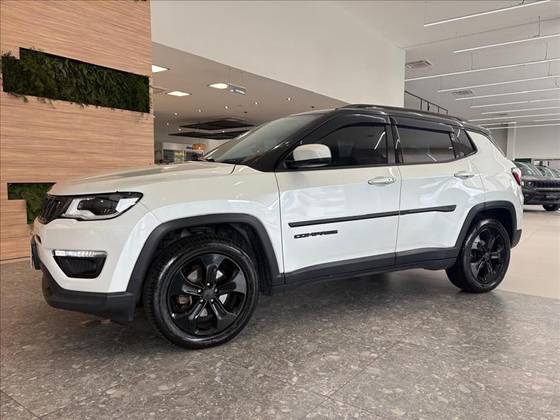 JEEP COMPASS 2.0 16V FLEX NIGHT EAGLE AUTOMÁTICO JEEP COMPASS 2.0 16V FLEX NIGHT EAGLE AUTOMÁTICO